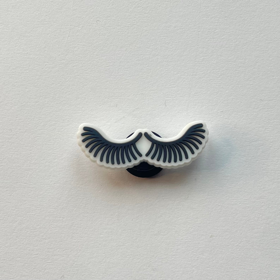 Eyelashes Charm