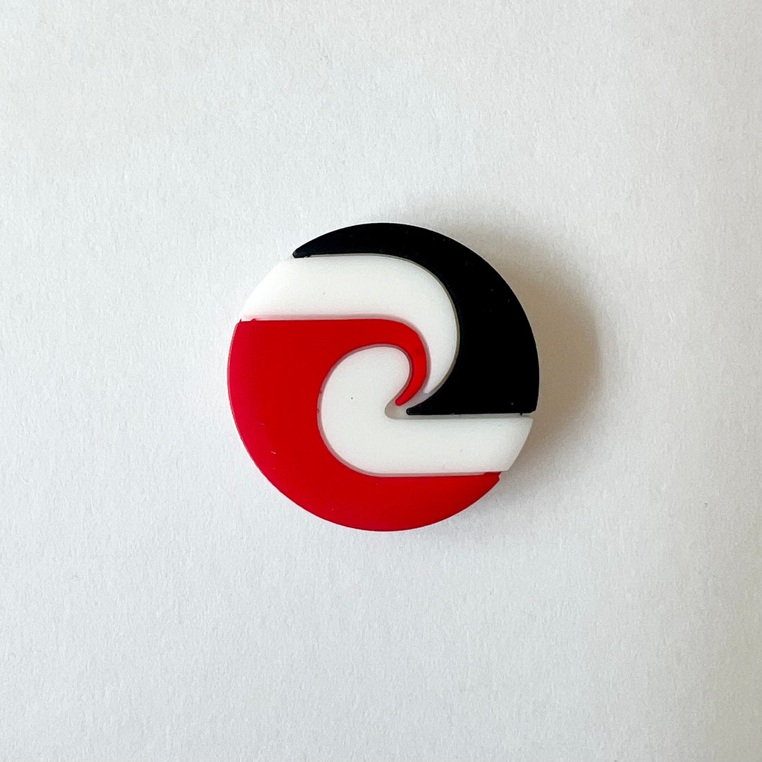 Circle Māori Flag Charm