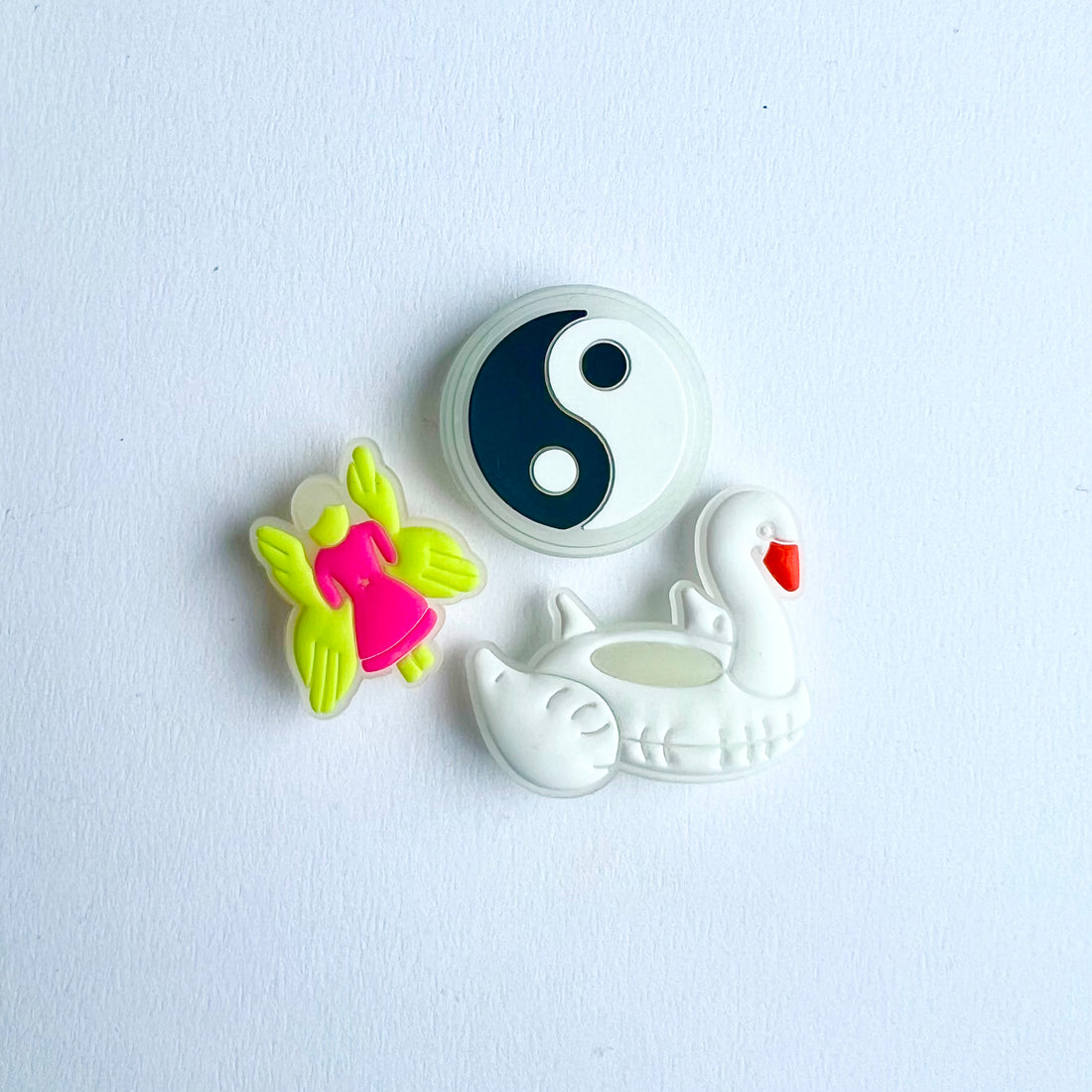 Cute Glow In The Dark Charms Pack