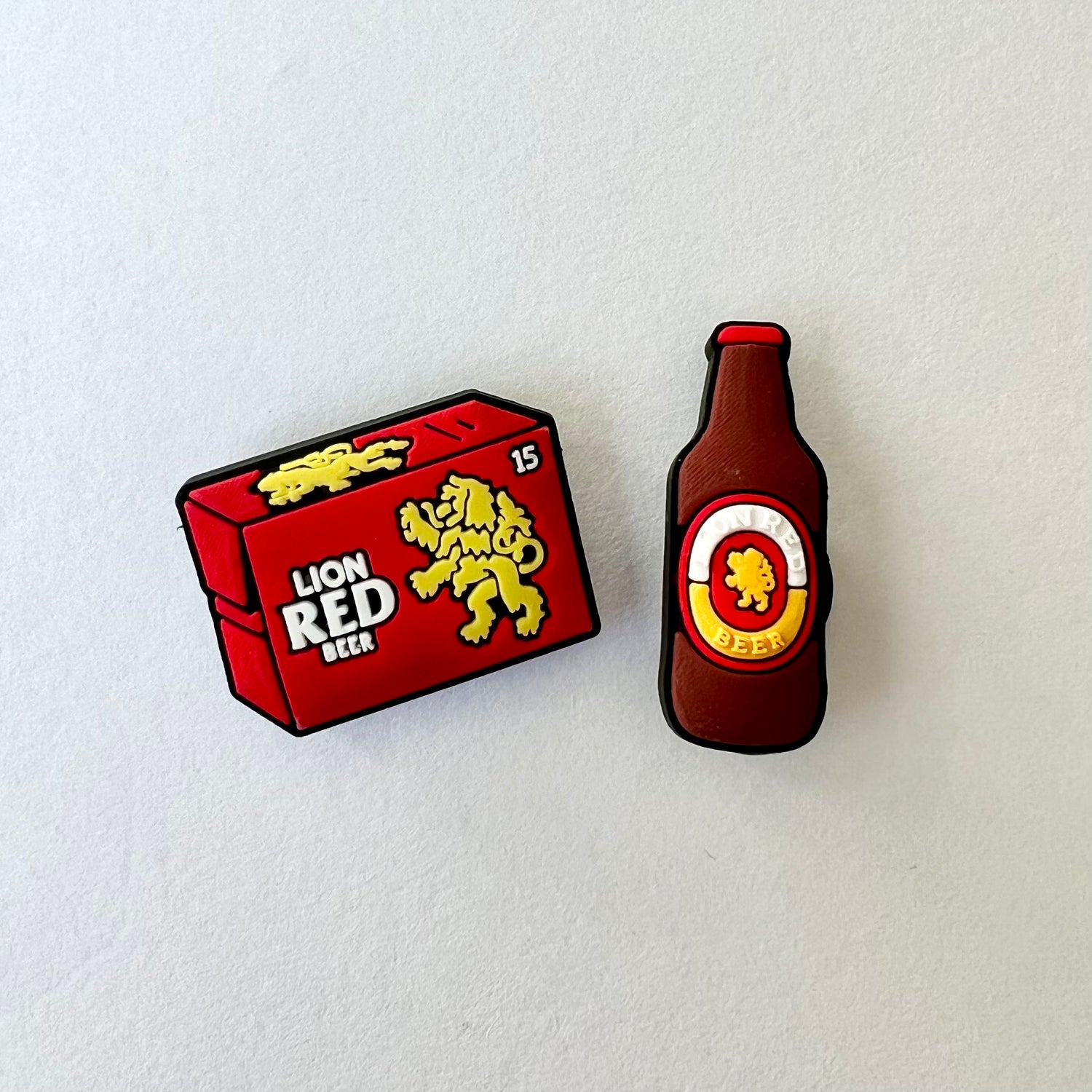 The Lion Red Charms Pack