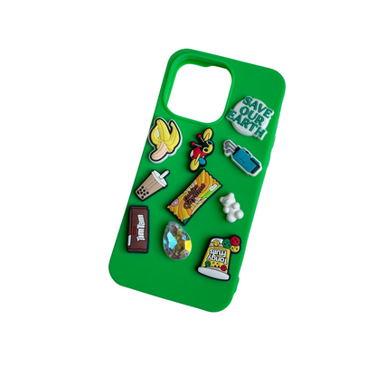 iPhone 14/15 Pro Max Charm Case - Green